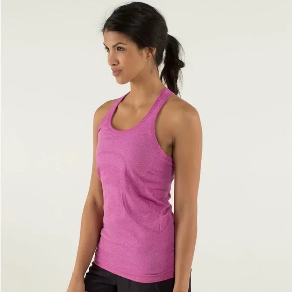 Lululemon Run: Swiftly Tech Racerback in heathered raspberry, size 4 - Picture 3 of 9